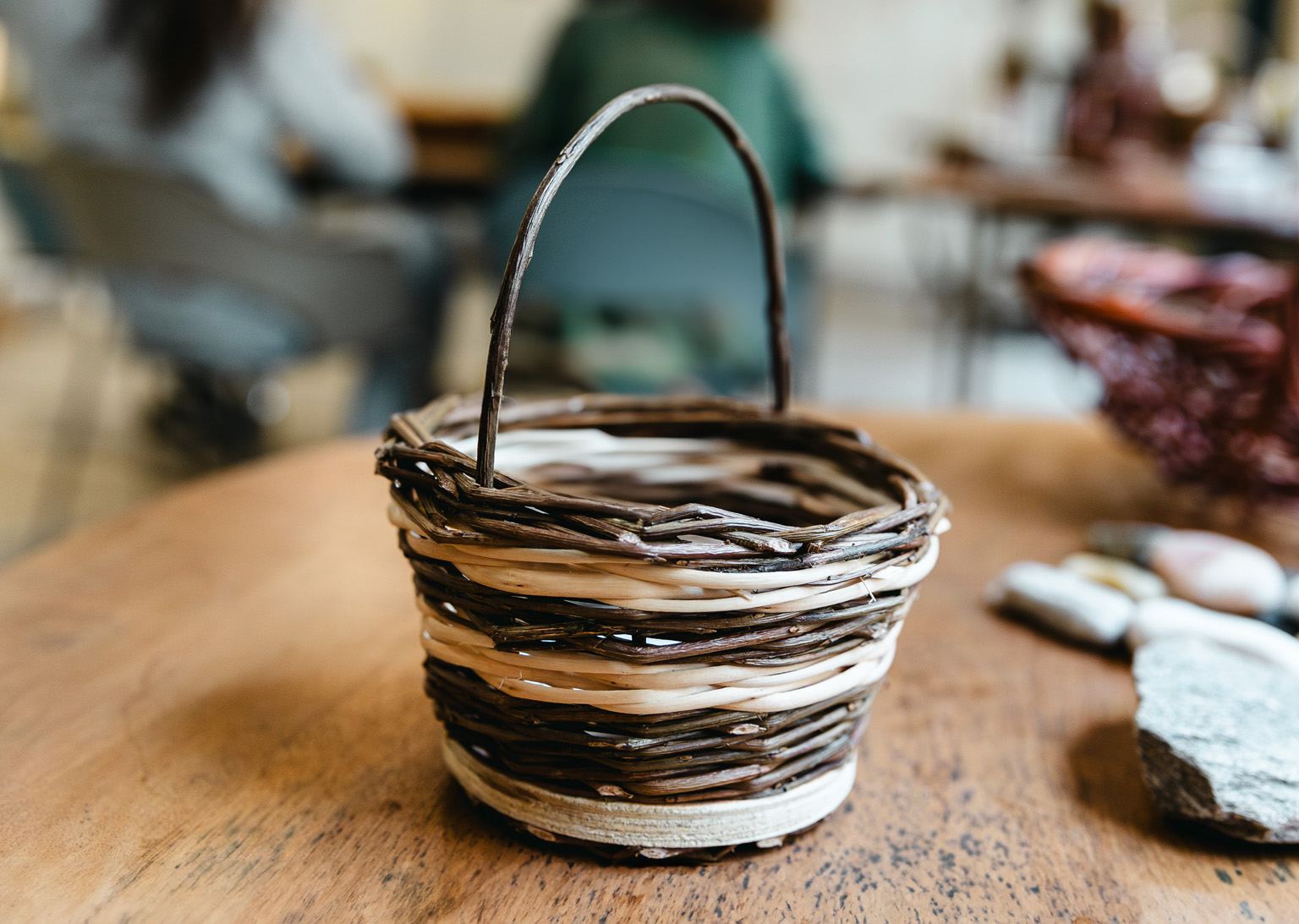 kit petit panier. Création de Stéphanie BIDAULT, artisan vannier de l'atelier Vannerie Libre à Tours. Vannerie artisanale traditionnelle