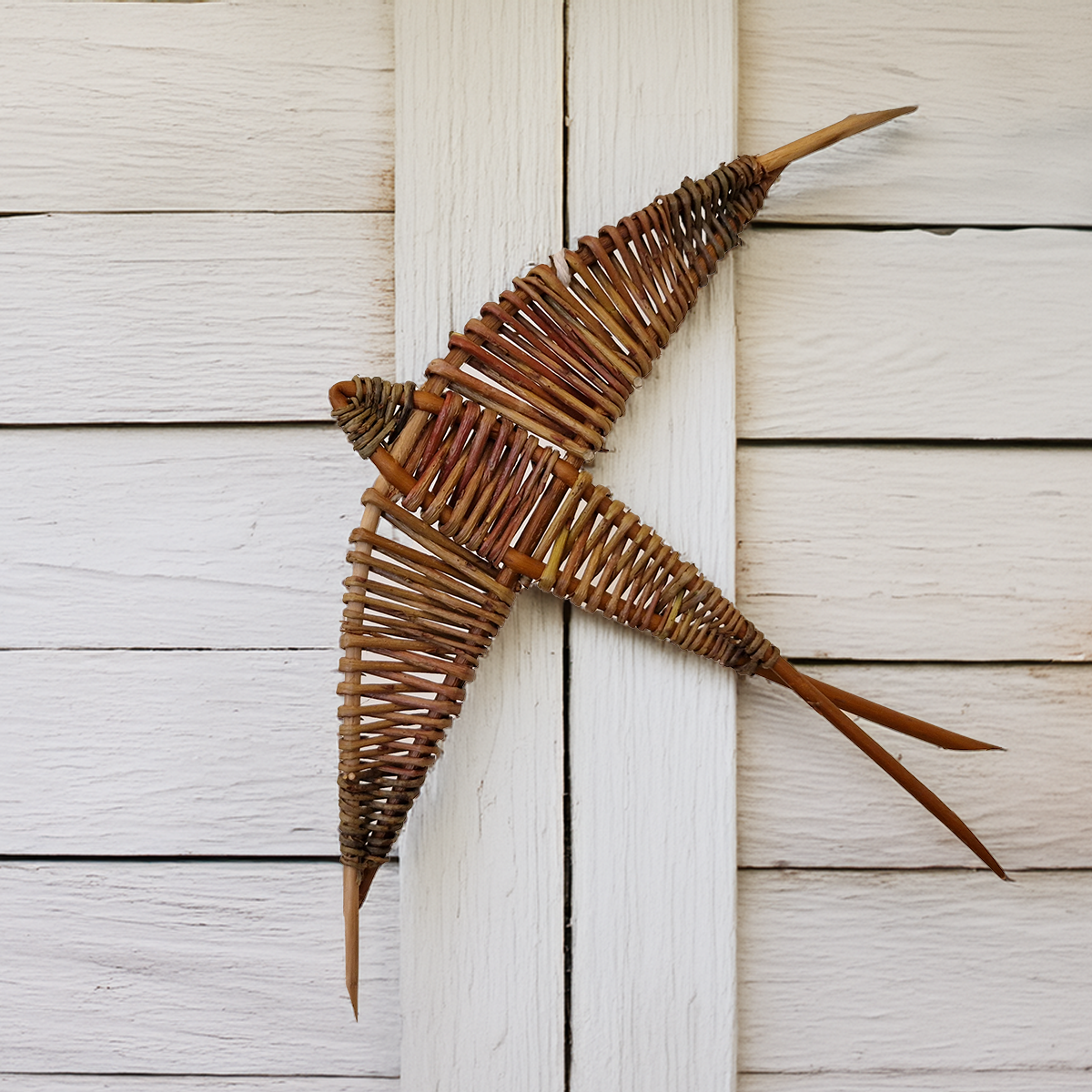 Stage de vannerie pour réaliser un oiseau, une hirondelle en osier à l'atelier Vannerie Libre à Tours